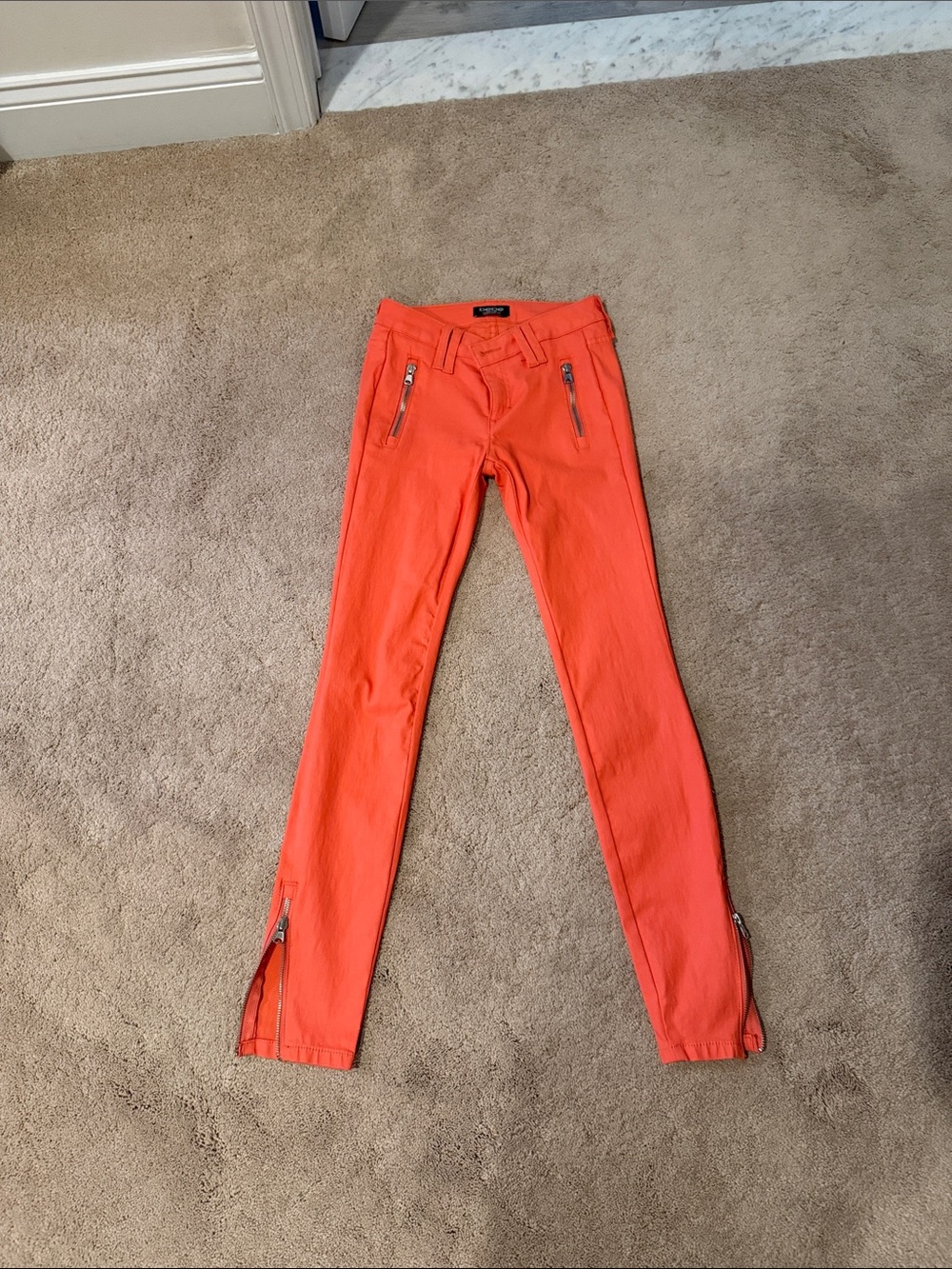 Bebe Slim Zip-Detail Pants in Coral